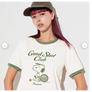 Uniqlo x Snoopy (s) White Good Shot Club Tennis Cream Green Ringer Graphic Tee